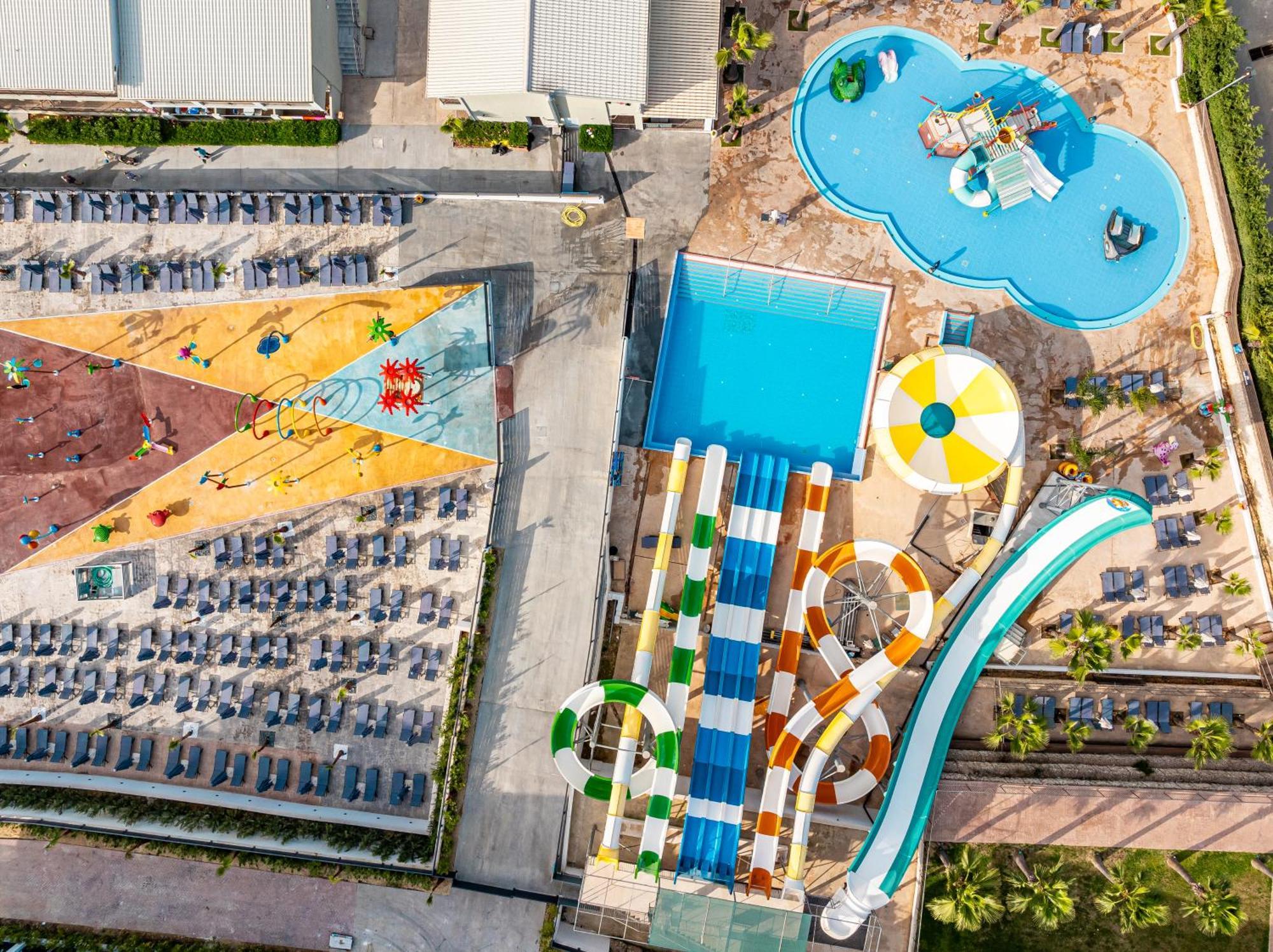 Caretta Paradise Resort & Waterpark Tragaki Buitenkant foto
